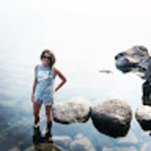 Meet your Posher, Abigail